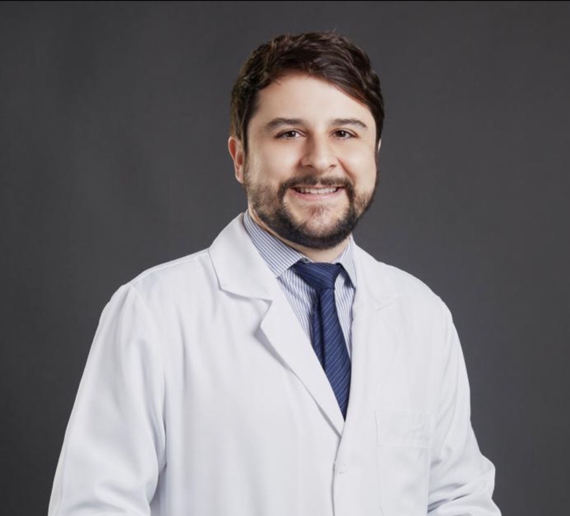 Imagem de capa do perfil de Dr. Youri Andrikopoulos
