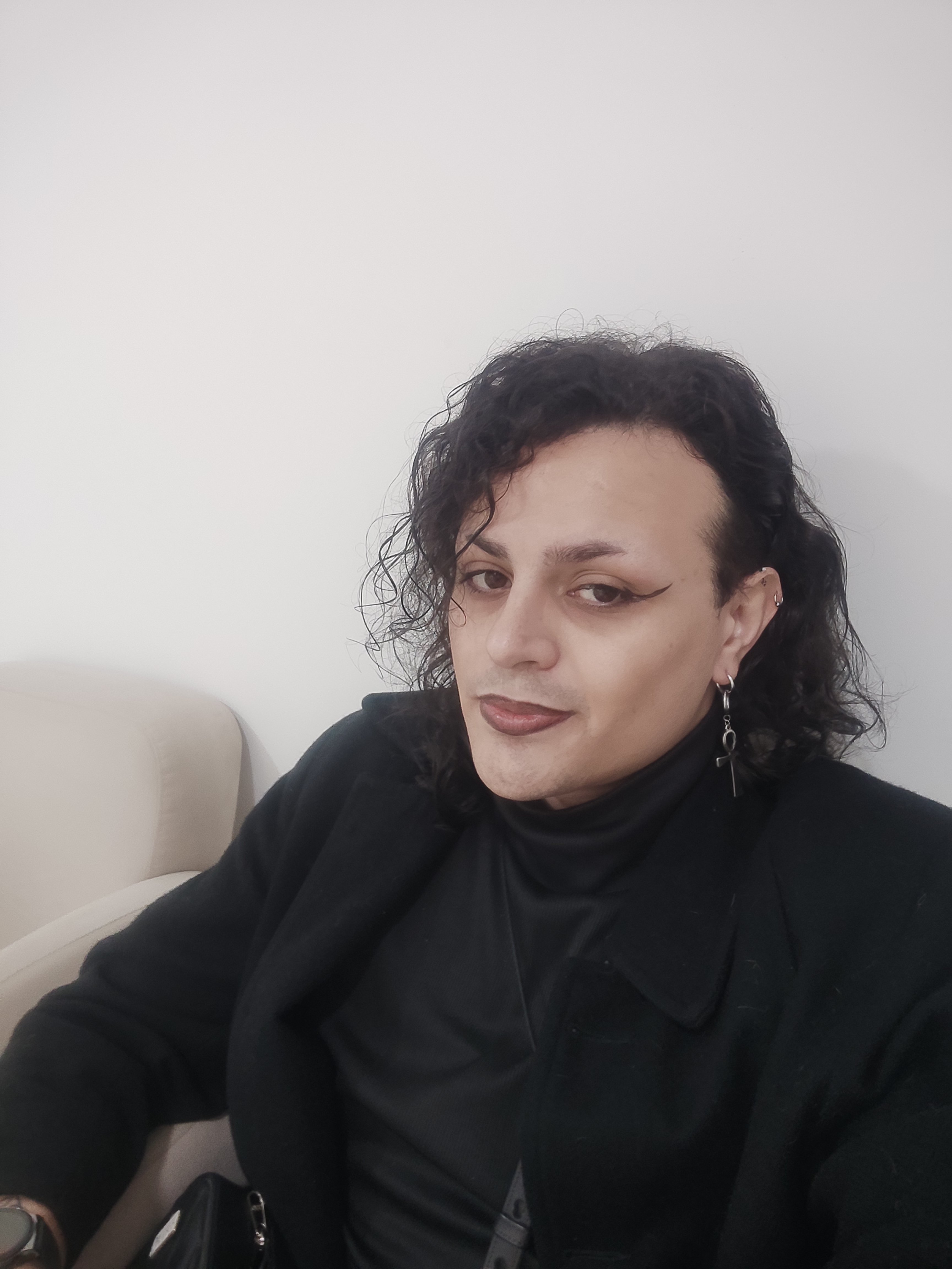 Dra. Vex Nicocelli Soares, Dentista
