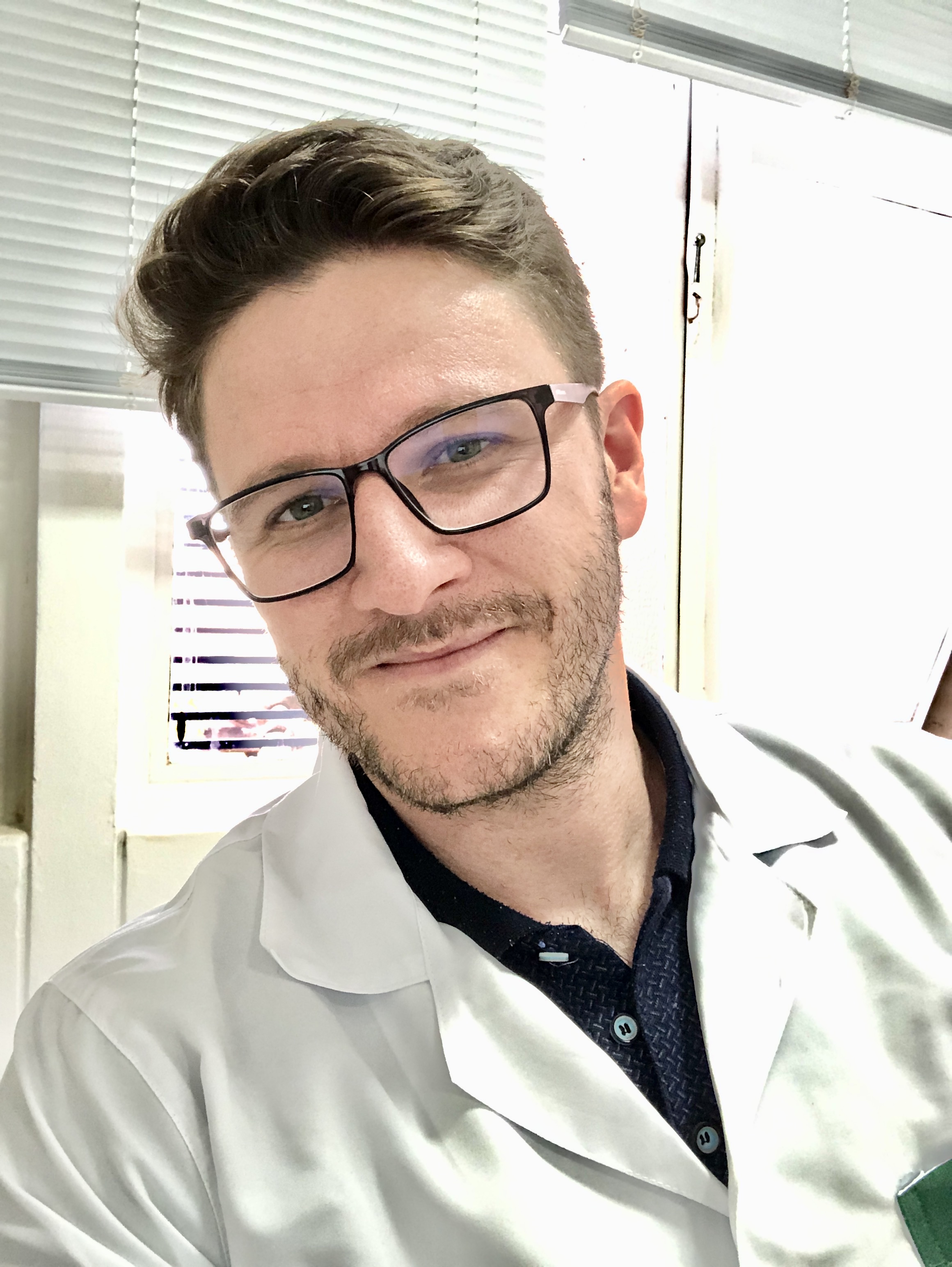 Dr. Higor Afonso Pereira da Silva, Geriatria 