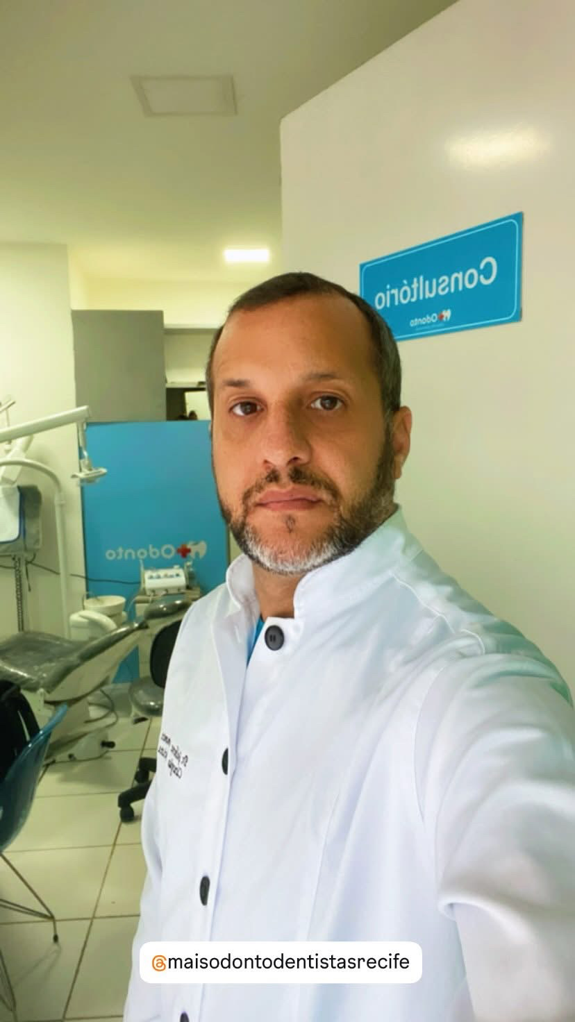Dr. Guilherme de Souza Negromonte, Dentista
