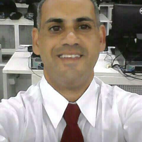 Dr. Alex Sandro dos Santos, Dentista
