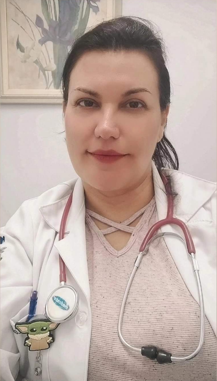 Dra. Lorize Costa Viccino , Medicina da Família e Comunidade