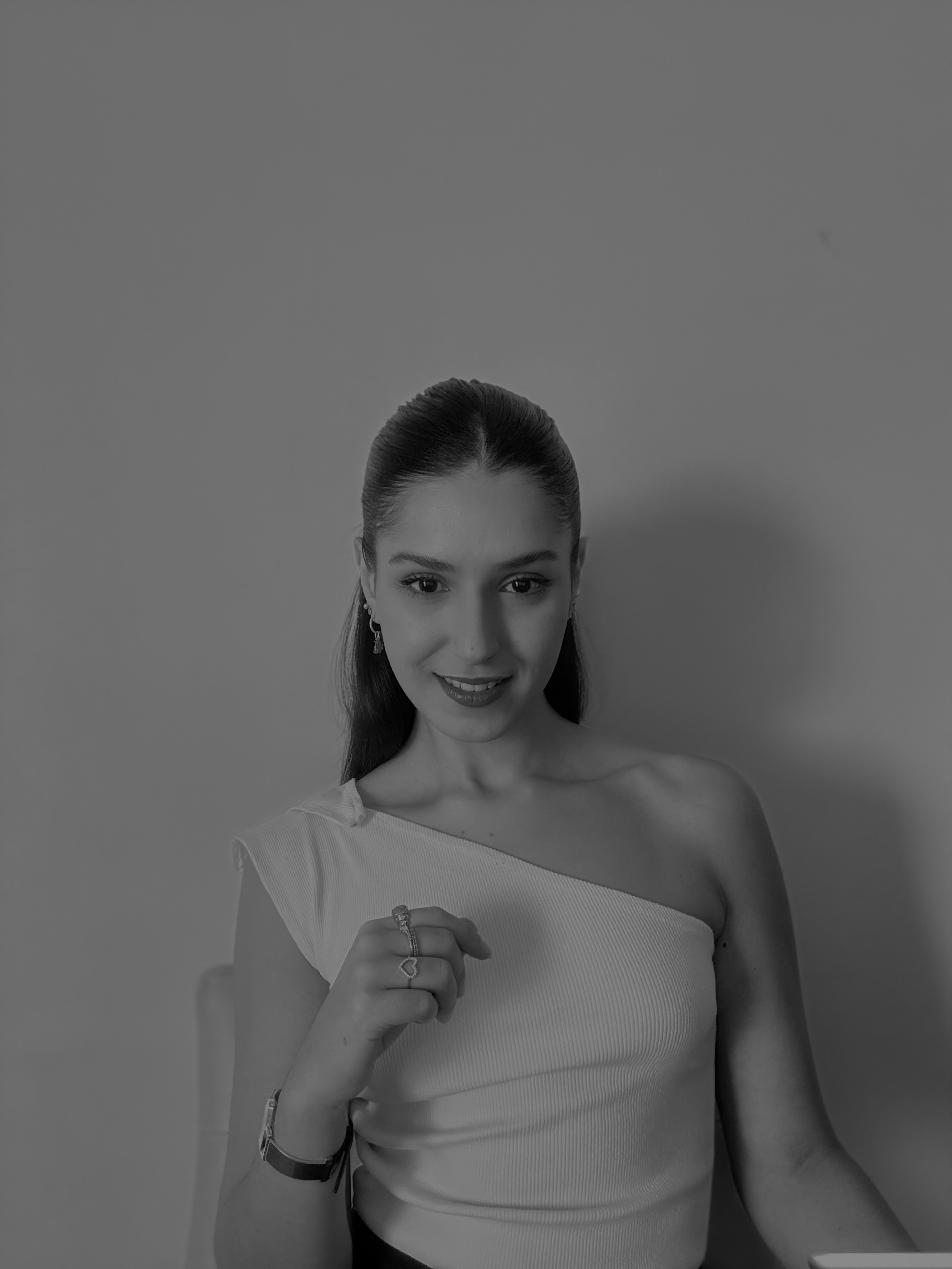 Dra. Gabrielle Provenzano, Dentista