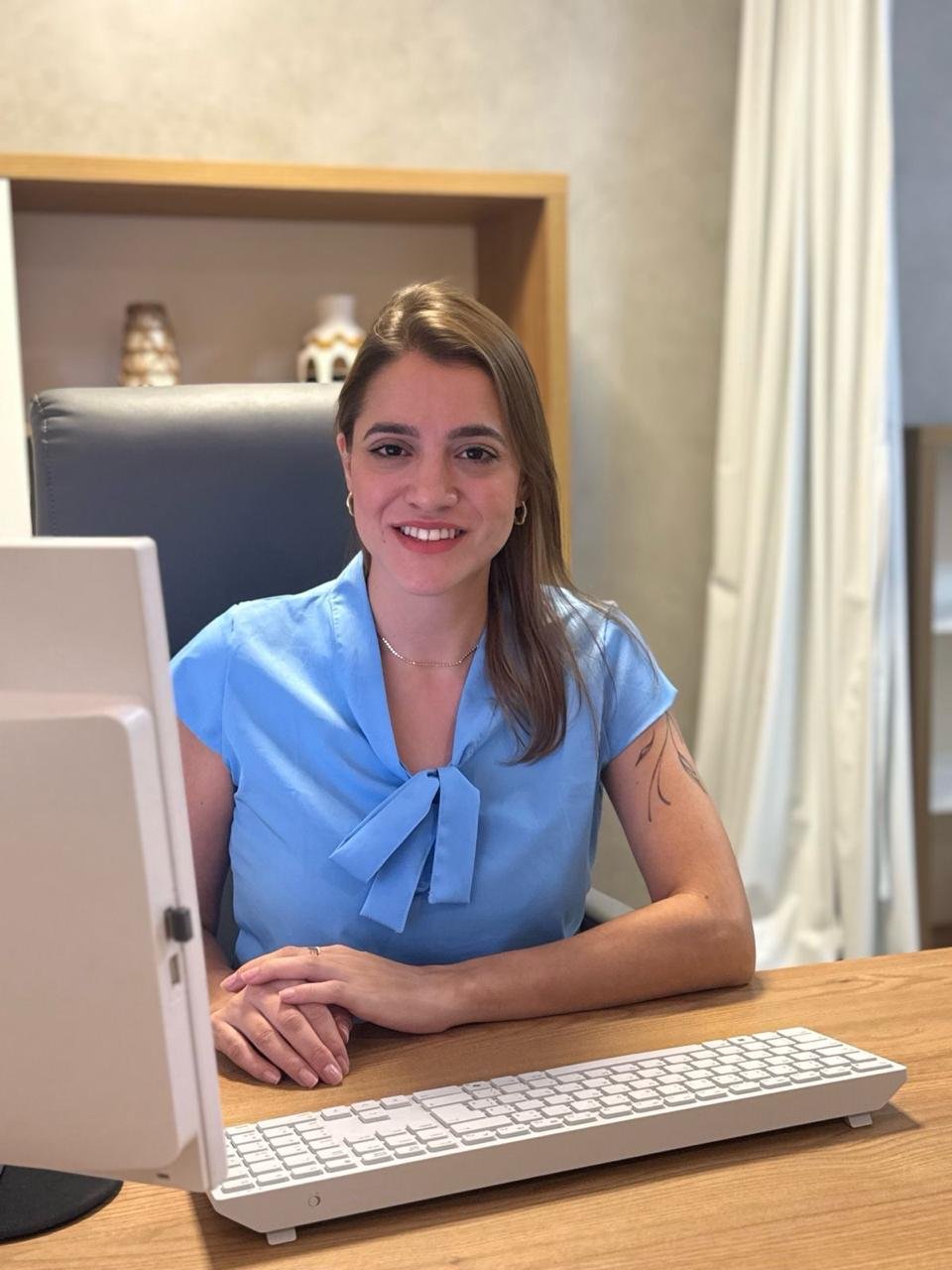 Dr. Carolina De Almeida e Silva